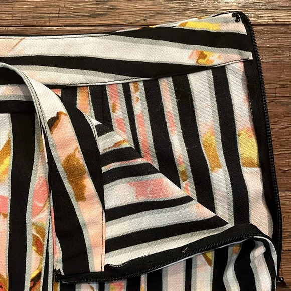 Bison Bisou Striped Wide Leg Pants Size L - Picture 3 of 11